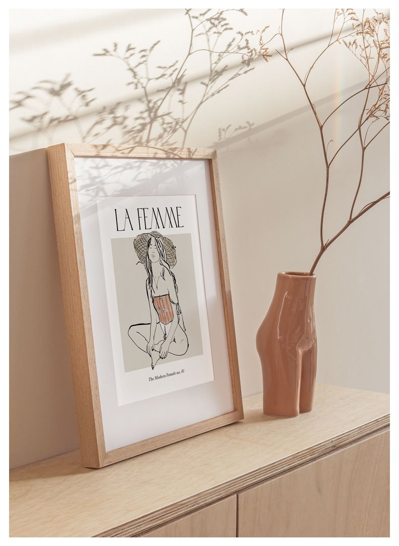 mergina su siaudine kepure plakatas2